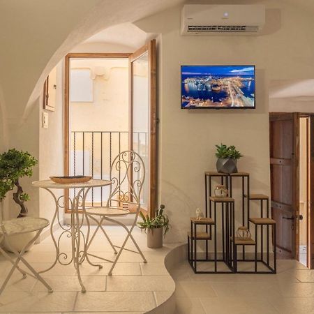 גאליפולי Romantic Suite Centro Storico מראה חיצוני תמונה